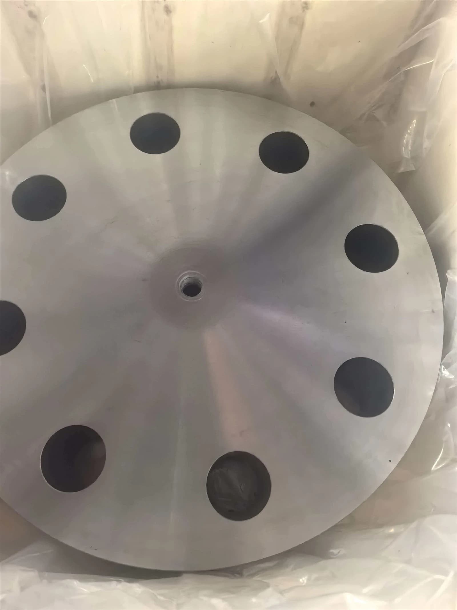 6 انچ 2500LB A350 LF2 سیریز RTJ ریڈیوسنگ ہائی پریشر فلینج (1/2 انچ) میکسیکو بھیج دیا گیا